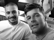 Ricky Martin y Maluma, se las traen.