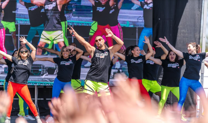 Teletón reunió a más de cuatro mil personas en una gran “Zumbatón” en el Parque Araucano