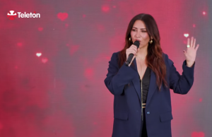 Miriam Hernández, nos canta himno Teletón 2025.